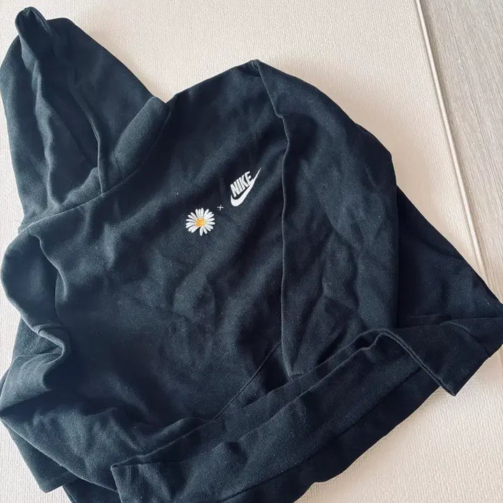[BUNJANG] Nike Daisy Black Hoodie / 나이키 데이지 블랙 후드티
