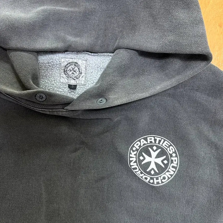 [BUNJANG] Punch Drunk Parties Hoodie / Punch drunk parties 후드티