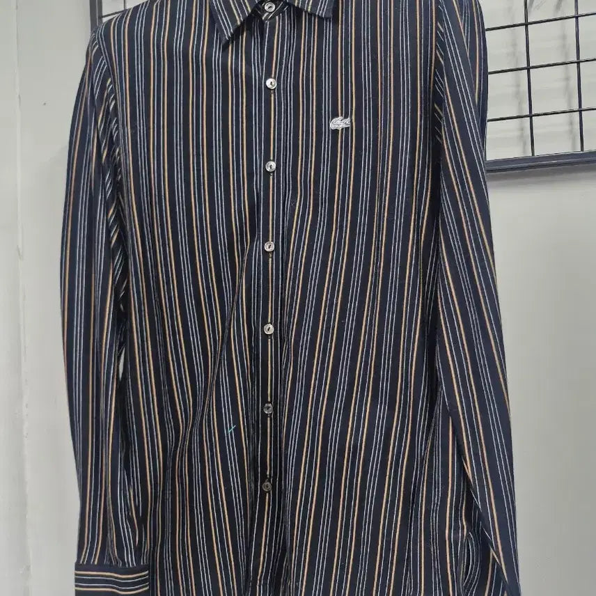 [BUNJANG] Lacoste Striped Long Sleeve Shirt / 100L 라코스테 스트라이프 긴팔 셔츠.