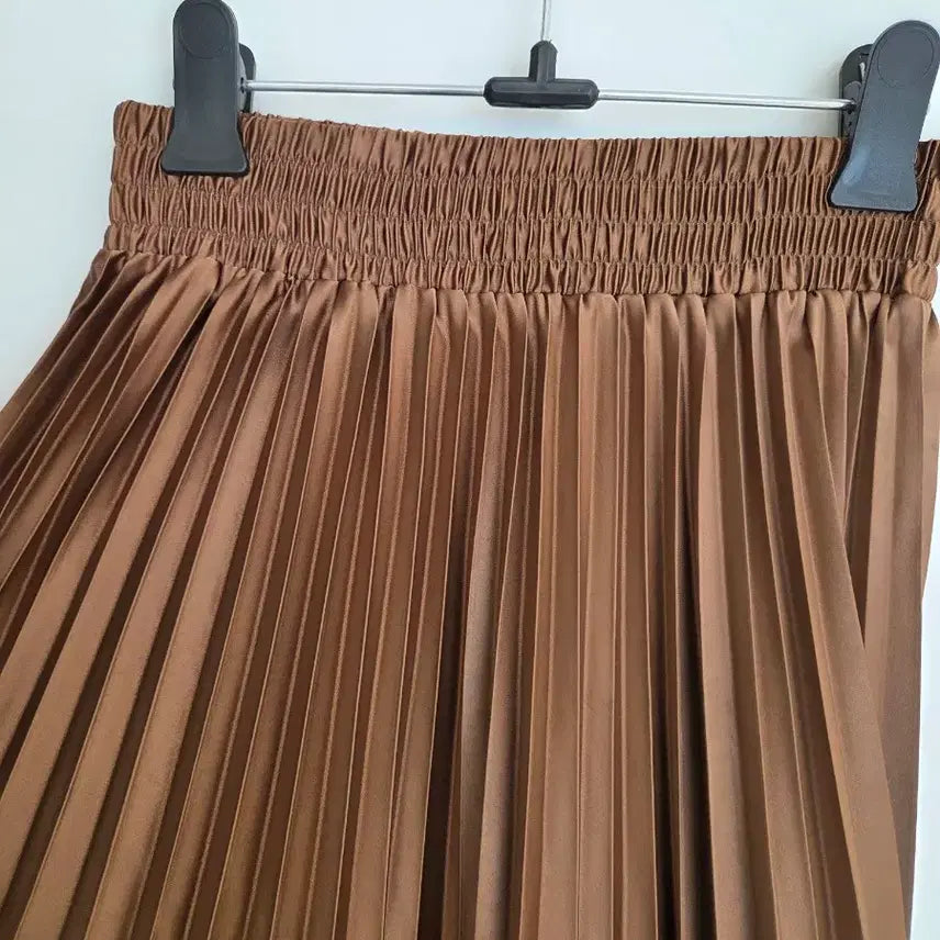 [BUNJANG] Brown Pleated Long Skirt / 브라운 플리츠 롱스커트