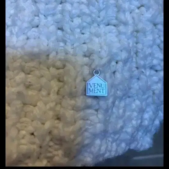 [BUNJANG] Venuement Handmade Knit Vest / 베뉴먼트 핸드메이트 니트 베스트