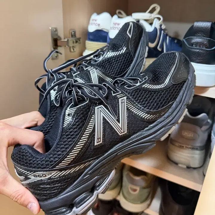 [BUNJANG] New Balance 860v2 Black/Grey Size 280 New / 뉴발란스 860v2 블랙/그레이 280 새상품