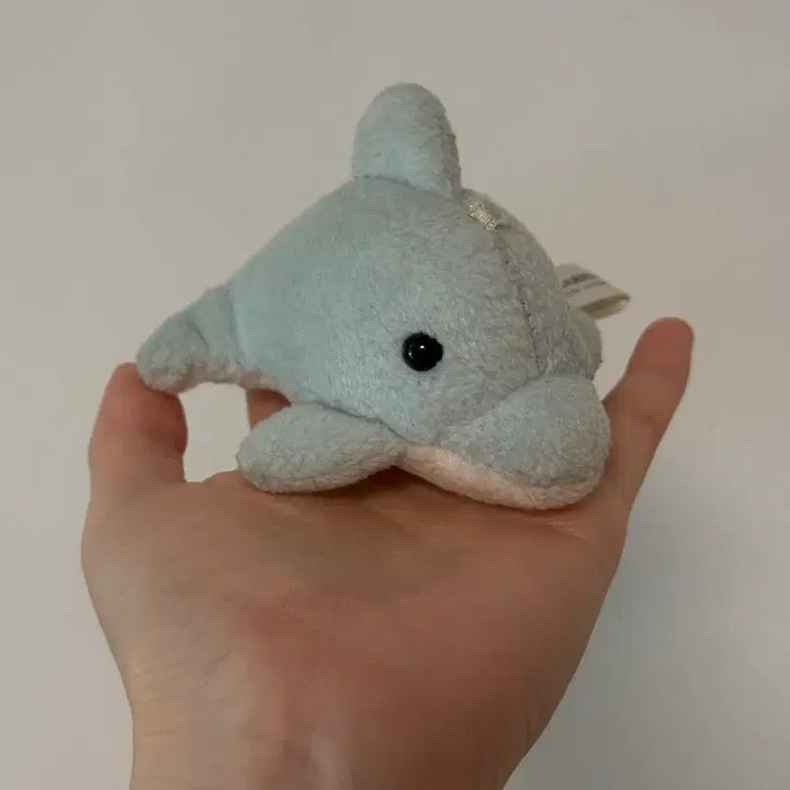 [BUNJANG] Cream Soda Dolphin Keychain - Rattle Action / 고전문구) 크림소다 돌고래인형 덜덜이 돌고래키링