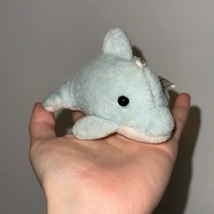 [BUNJANG] Cream Soda Dolphin Keychain - Rattle Action / 고전문구) 크림소다 돌고래인형 덜덜이 돌고래키링