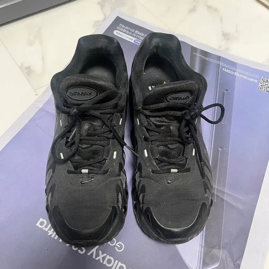 [BUNJANG] Nike Air Max DN8 Black &amp; Anthracite Sneakers / 나이키 에어맥스 dn8 블랙&amp;앤트러사이트