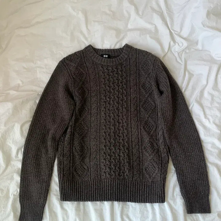 [BUNJANG] Uniqlo Cable Knit Sweater Brown / 유니클로 케이블 니트 스웨터 브라운
