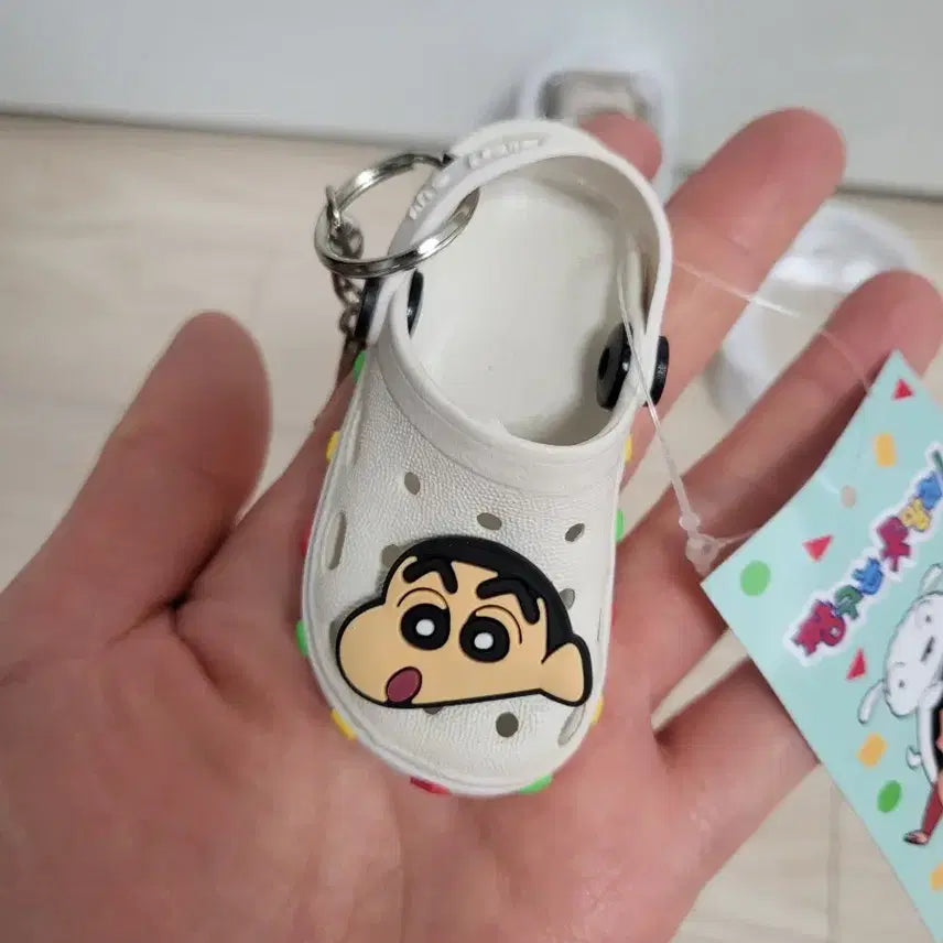 [BUNJANG] Crayon Shin-chan Clog Charm / 짱구 슬리퍼 키링 새상품