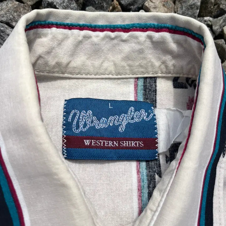 [BUNJANG] Wrangler 90s Vintage Navajo Western Shirt / 90s 랭글러(Wrangler) 빈티지 나바호 웨스턴 셔츠(실측확인)
