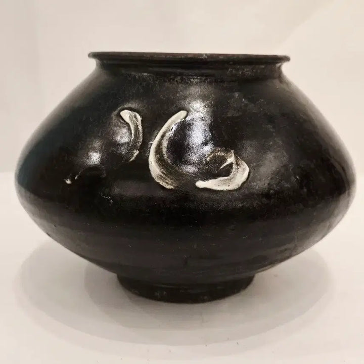 [SOLD OUT] 조선후기  흑유 항아리 퇴화문  도자기  골동품 입니다