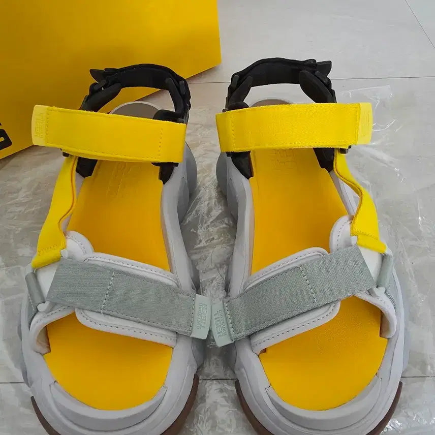 [SOLD OUT] 오니츠카타이거 덴티그레 샌들-37
