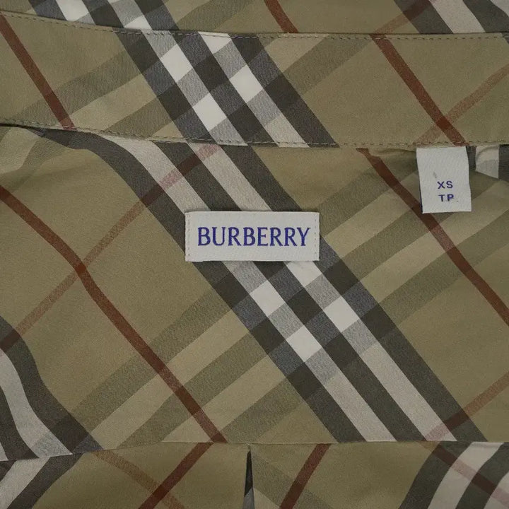 [BUNJANG] Burberry Robert Shirt Glade Green XS / [중고명품] 버버리 로버트 셔츠 글레이드 그린 8120426 XS