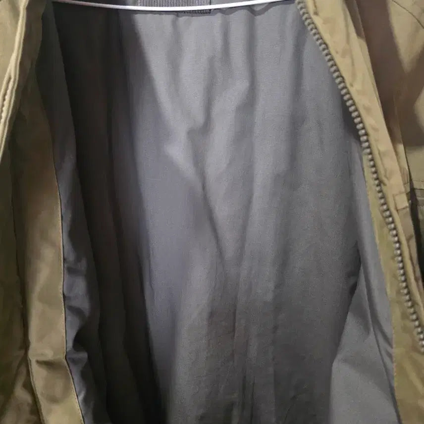 [BUNJANG] ZARA Corduroy Collar Jumper Khaki / 자라 코듀로이 카라 점퍼 카키색