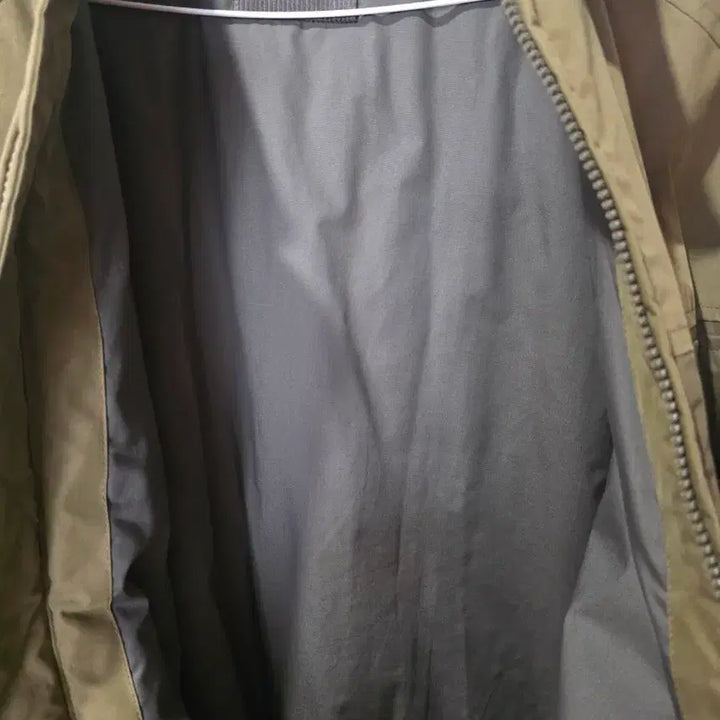 [BUNJANG] ZARA Corduroy Collar Jumper Khaki / 자라 코듀로이 카라 점퍼 카키색