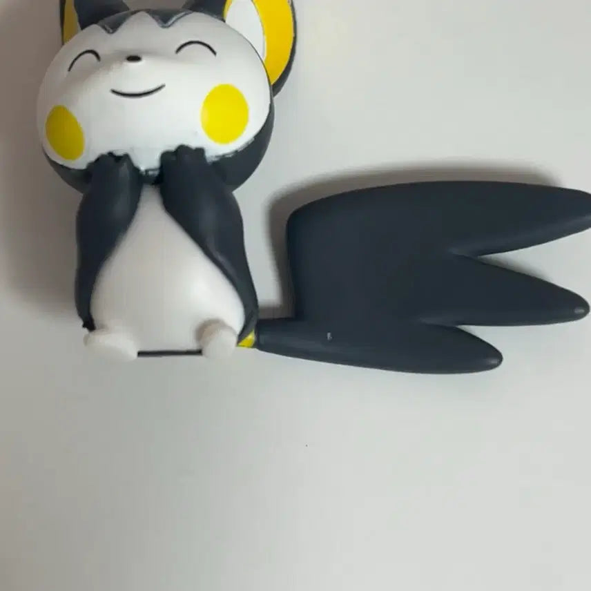 [SOLD OUT] 포켓몬 부비부비 마스코트 가챠 피규어 파치리스 에몽가