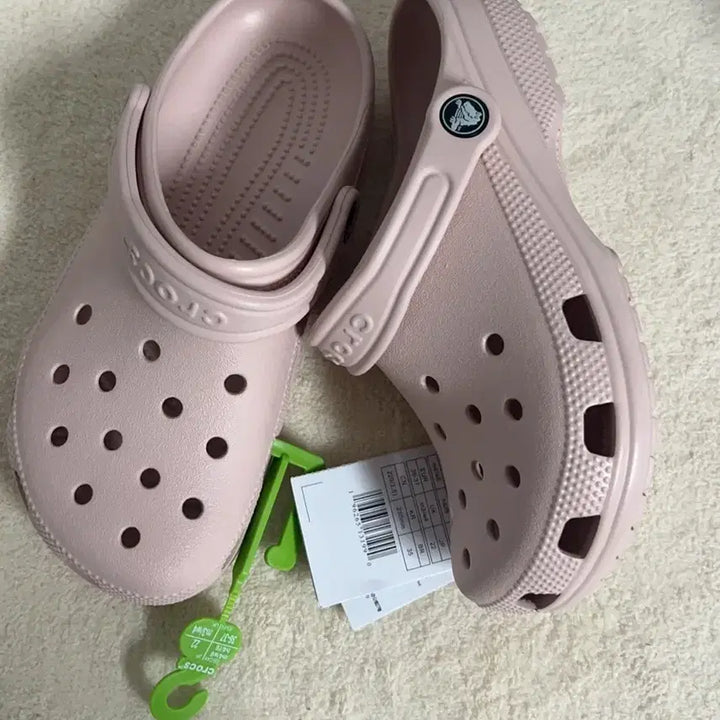 [BUNJANG] Crocs Classic Pink Size 240 / W7크록스 클래식핑크240사이즈
