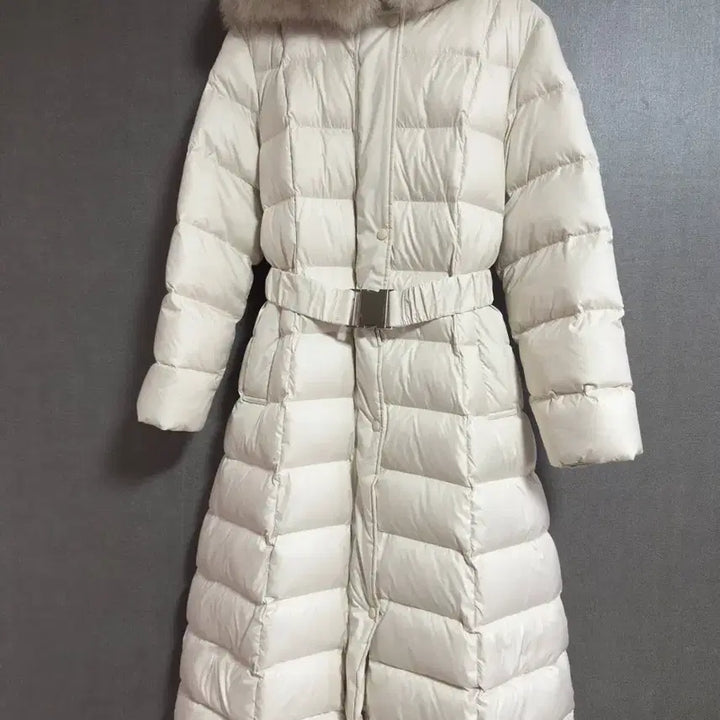 [SOLD OUT] 러브썸원 폭스퍼 덕다운 퀄팅 벨티드 롱패딩