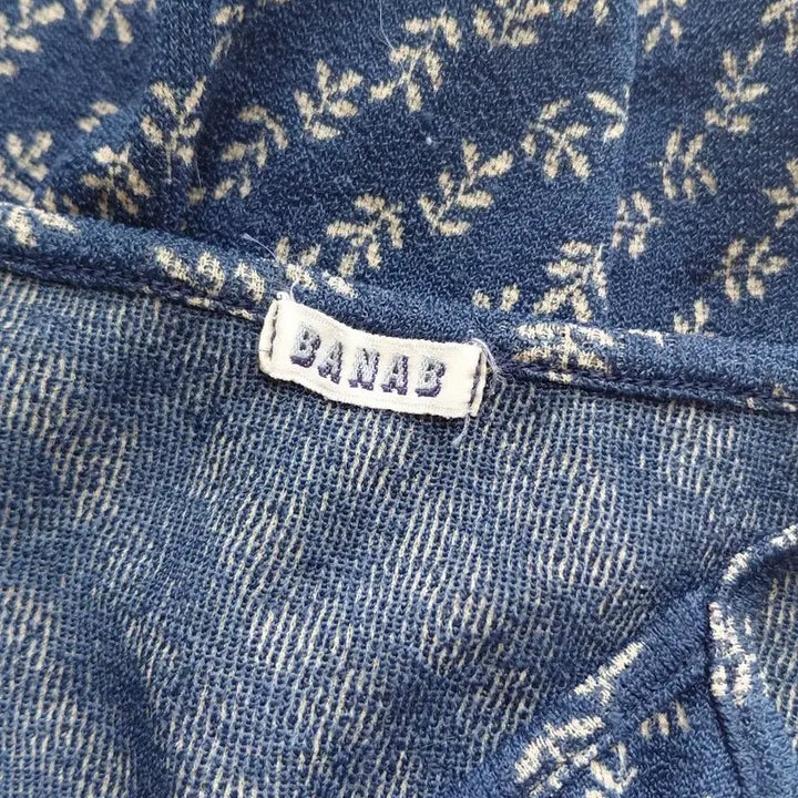 [BUNJANG] Vintage Navy Floral Sleeveless Top / [일본빈티지] 네이비 꽃무늬 슬리브리스 탑