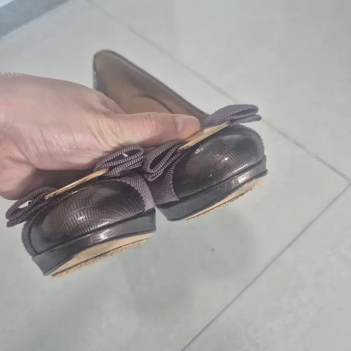 [BUNJANG] Ferragamo Vara Pumps Brown Ribbon Heels 220 / 페라가모 바라 펌프스 브라운 리본힐 220 새것 수준