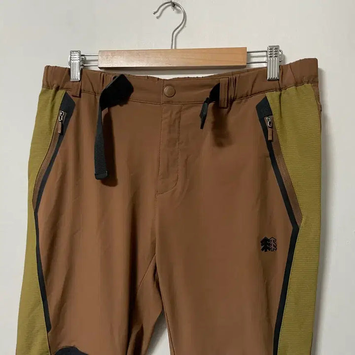 [SOLD OUT] 30-32 코오롱스포츠 기능성 스판 밴딩 등산바지 정품