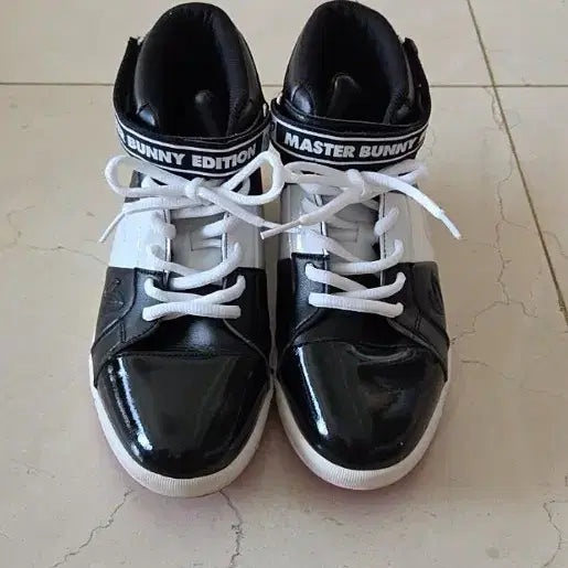 [BUNJANG] Master Bunny Golf Shoes (Size 240) - Used / 마스터바니 골프화 240사이즈 정품 한번신음 ㅡ착불 10만