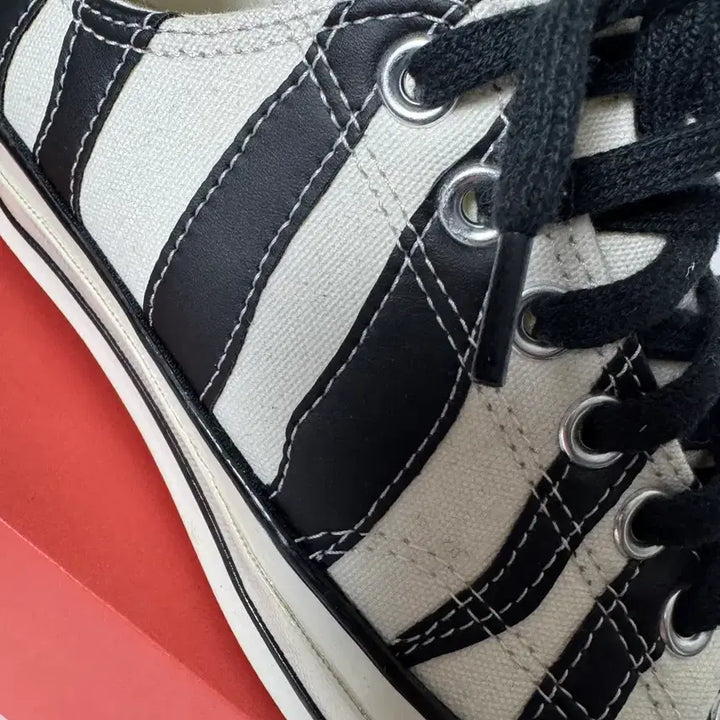 [SOLD OUT] 컨버스 270 2종