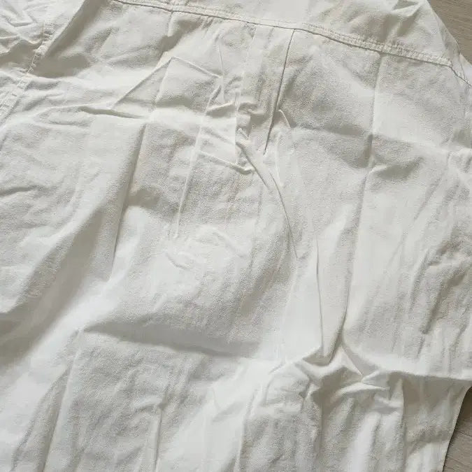[SOLD OUT] 패치 포인트 셔츠