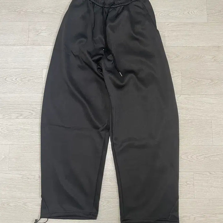 [BUNJANG] Wide Banding Pants Charcoal / (새제품) 와이드 밴딩 팬츠 츄리닝바지 차콜컬러