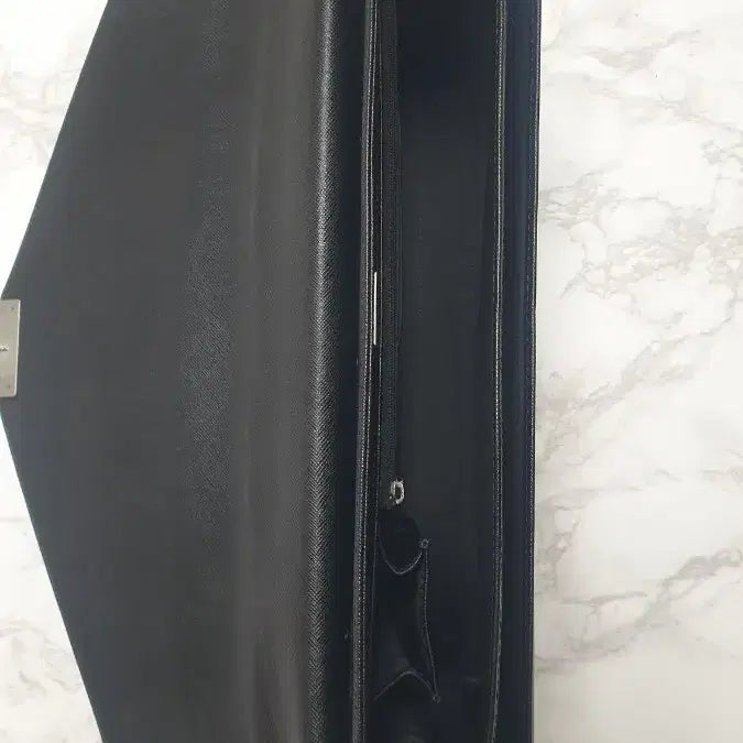 [BUNJANG] Burberry Crossbody Briefcase Men&