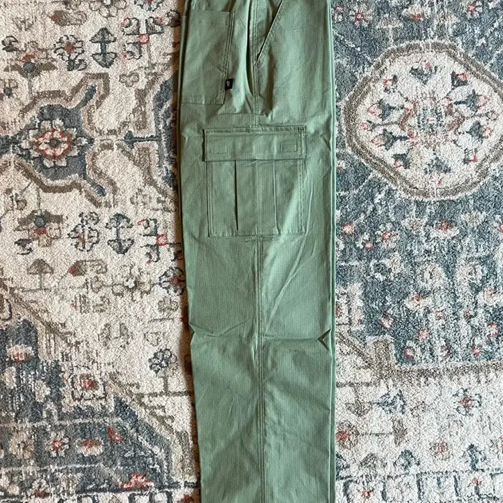 [SOLD OUT] 나이키 클럽 카고 팬츠 오일 그린  (새제품,32x32)