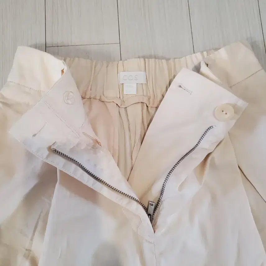 [BUNJANG] COS Cotton Blend Pants (Size 34) / 코스(COS) 배기 면바지 (34사이즈)