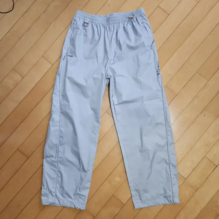 [SOLD OUT] 코드그라피 퍼텍스 바람막이 상하셋업 M