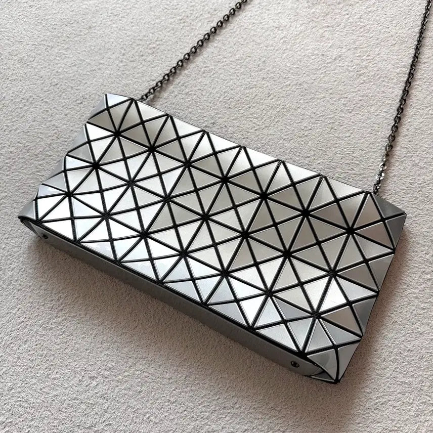 [BUNJANG] Issey Miyake Bao Bao Prism Chain Crossbody Bag &amp; Clutch / 이세이미야케 바오바오 체인 크로스백&amp;클러치백