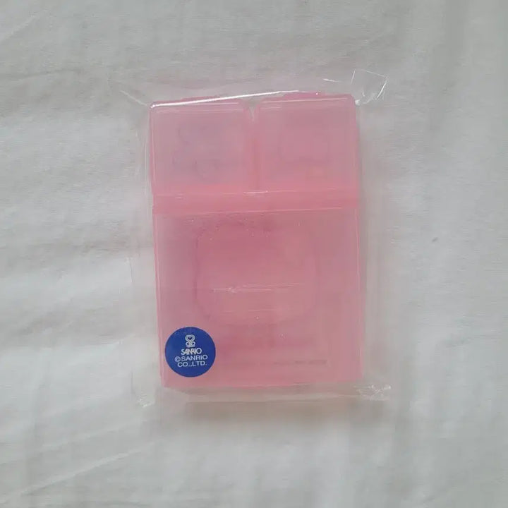 [BUNJANG] Vintage Hello Kitty Flower Pill Box Storage / 고전키티 꽃키티 약통 보관함
