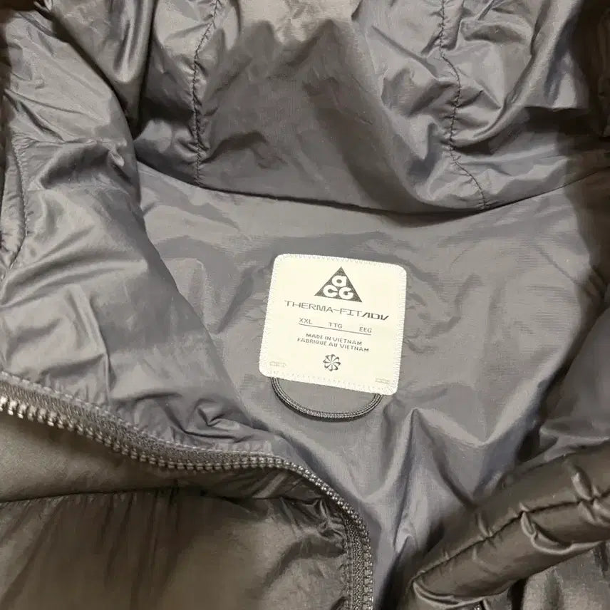 [BUNJANG] ACG Summerfit Luna Lake Padded Jacket with Pouch / ACG 써머핏 루나 레이크 패딩