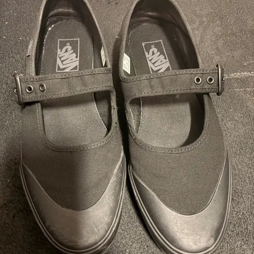 [BUNJANG] Vans Mary Jane Shoes / 반스 메리제인 265