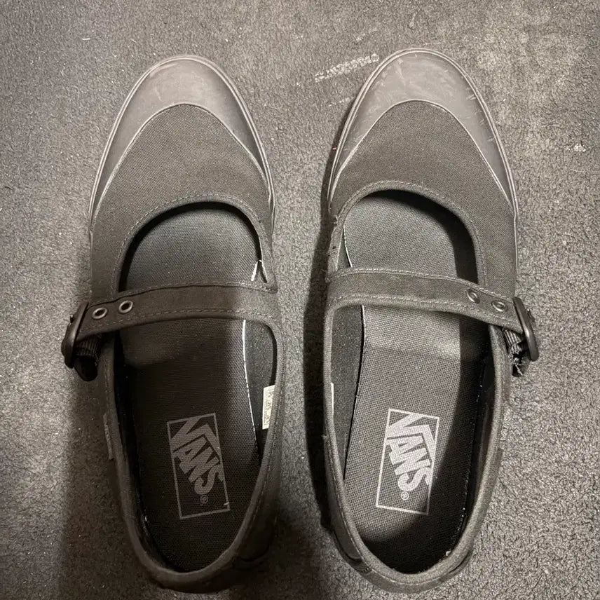 [BUNJANG] Vans Mary Jane Shoes / 반스 메리제인 265