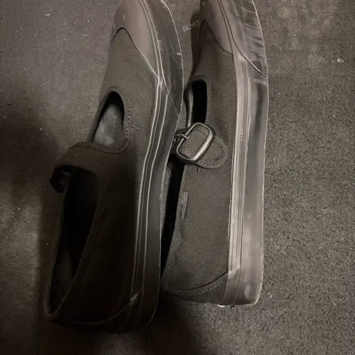 [BUNJANG] Vans Mary Jane Shoes / 반스 메리제인 265