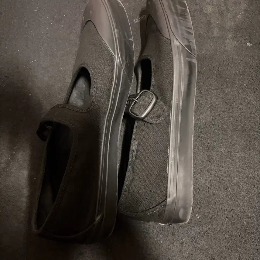 [BUNJANG] Vans Mary Jane Shoes / 반스 메리제인 265