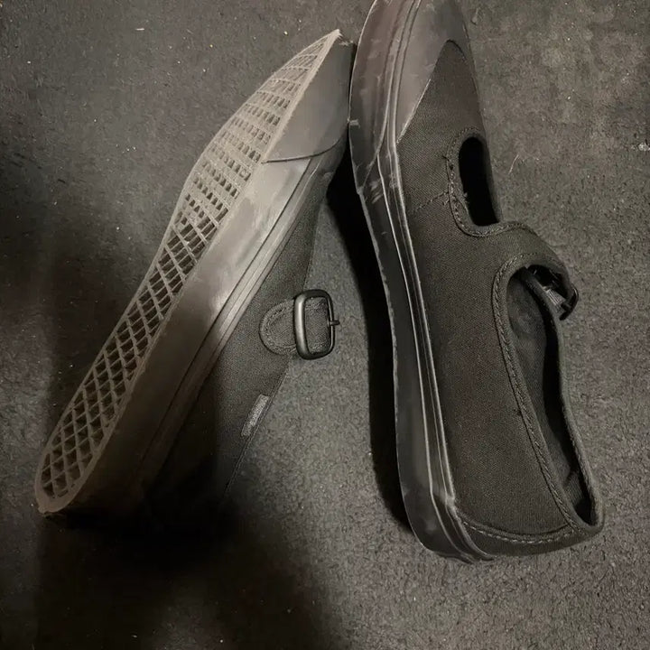 [BUNJANG] Vans Mary Jane Shoes / 반스 메리제인 265