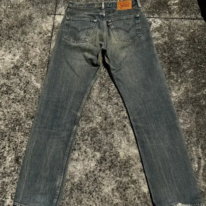 [SOLD OUT] [31] 90s USA 리바이스 501 빈티지 워싱 청바지