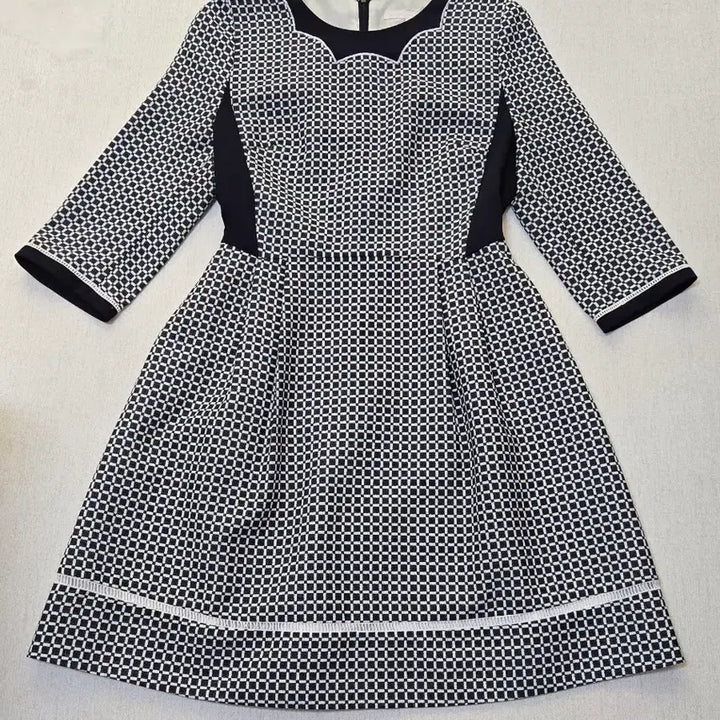 [BUNJANG] Olive Des Olive Check Pattern Navy 3/4 Sleeve Mini Dress / 올리브데올리브 체크 패턴 네이비 칠부 원피스 1 사이즈 85