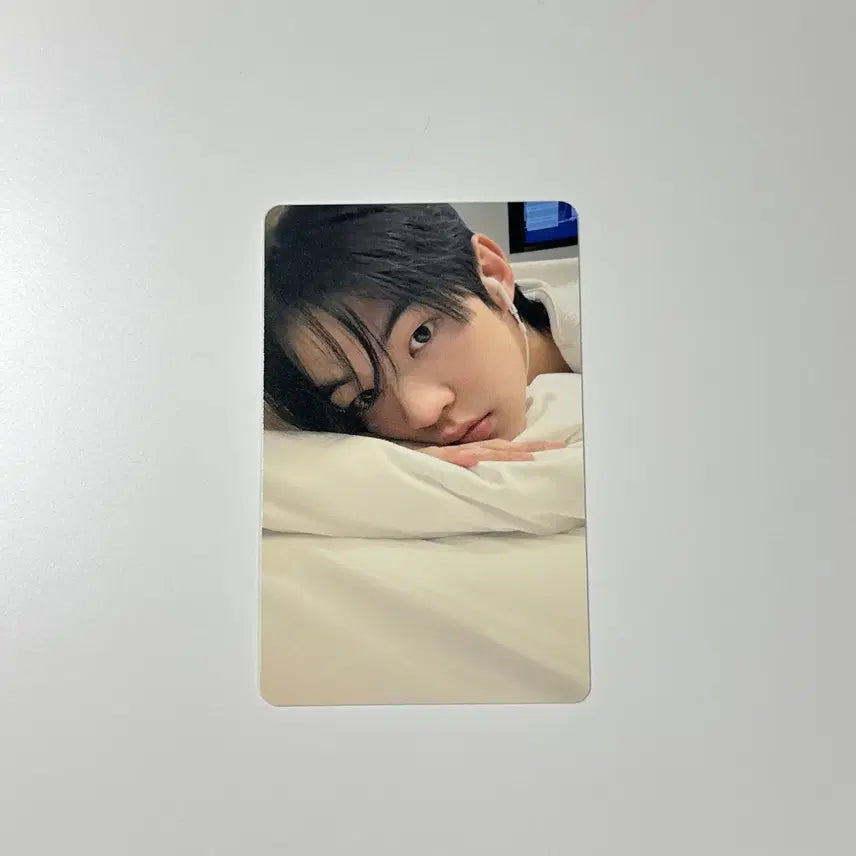 [BUNJANG] TWS Dohun Bed Selfie POB Photocard / 투어스 tws 도훈 침대 셀카 미공포 포카 포토카드 양도