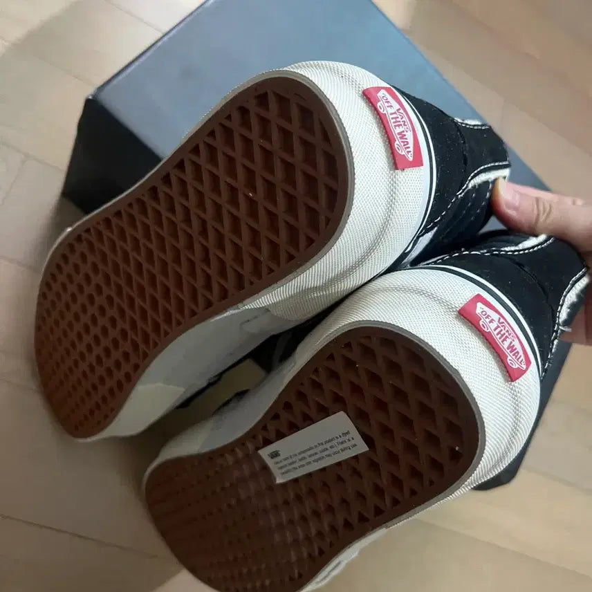 [SOLD OUT] 새상품) 반스 스케이트하이 리컨스트럭트 275