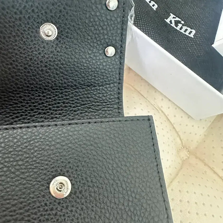 [SOLD OUT] 마뗑킴 블랙 반지갑 새상품 풀박스