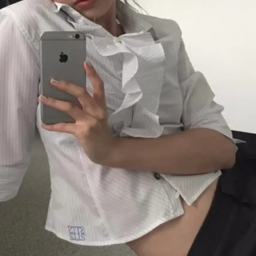 [BUNJANG] Eongss Exclusive Multi-Frill Shirt / 에옹쓰 프릴셔츠