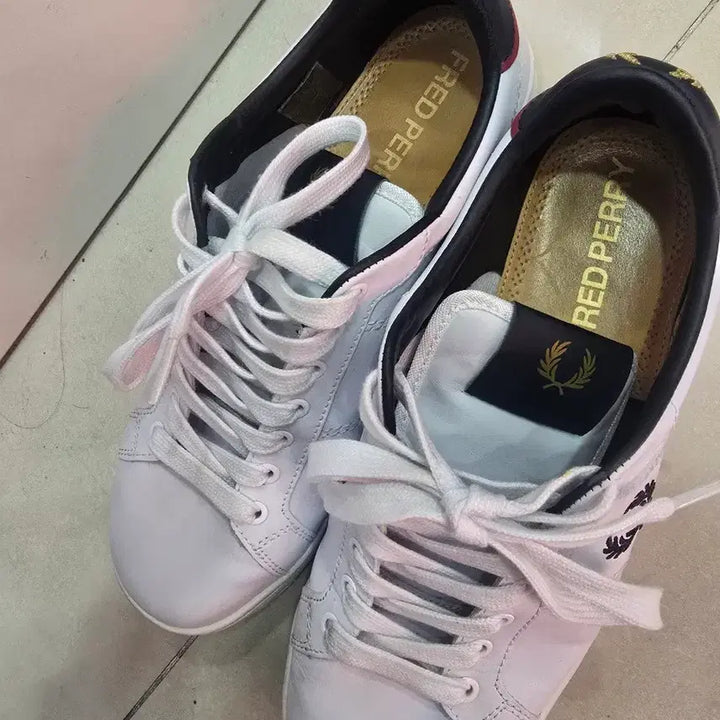 [BUNJANG] Fred Perry Sneakers 260 / 프레드페리 운동화260