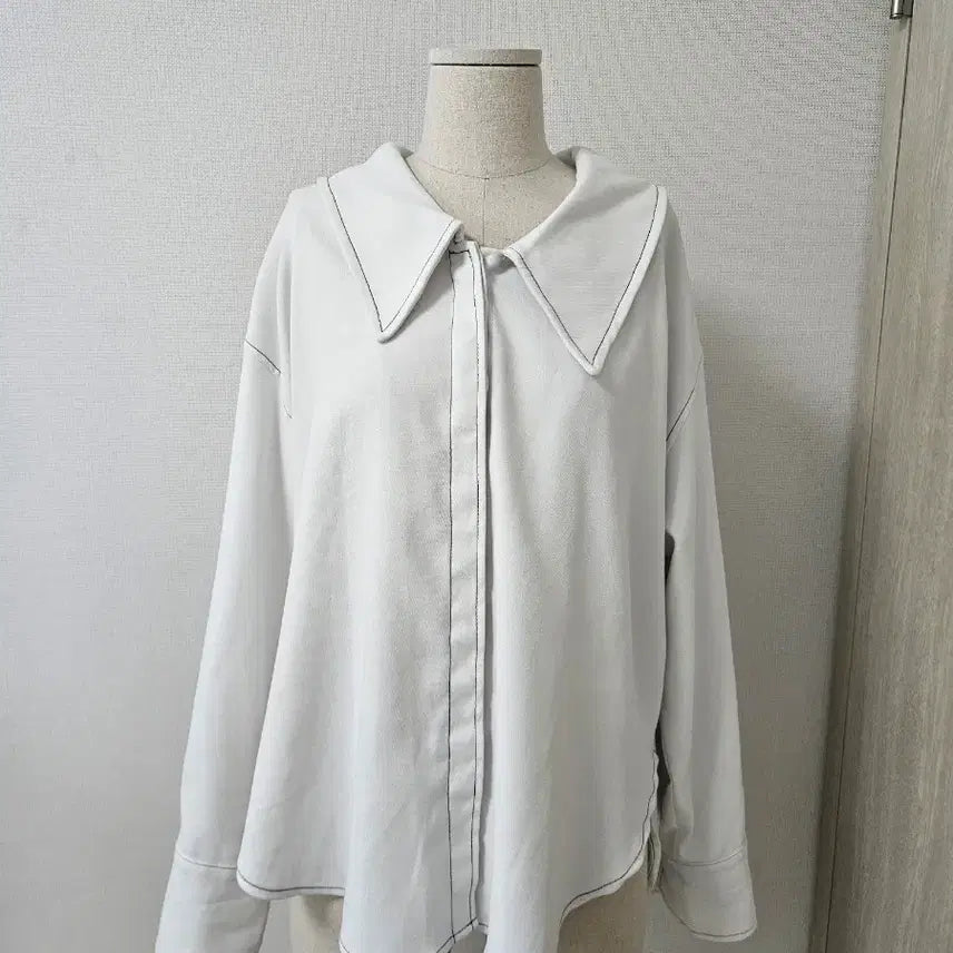 [BUNJANG] NAIN Oversized Stitch Big Collar Blouse / [나인/오버핏] 스티치 빅카라 셔츠 블라우스 (화이트/66~77추천)