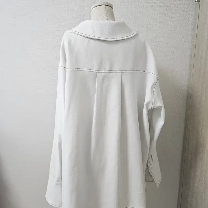 [BUNJANG] NAIN Oversized Stitch Big Collar Blouse / [나인/오버핏] 스티치 빅카라 셔츠 블라우스 (화이트/66~77추천)