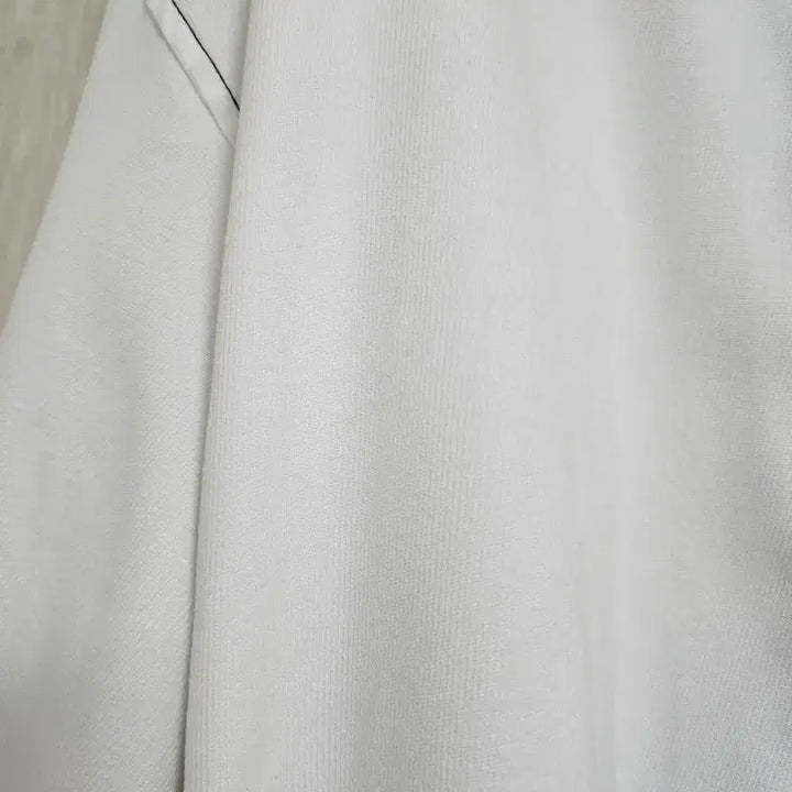 [BUNJANG] NAIN Oversized Stitch Big Collar Blouse / [나인/오버핏] 스티치 빅카라 셔츠 블라우스 (화이트/66~77추천)