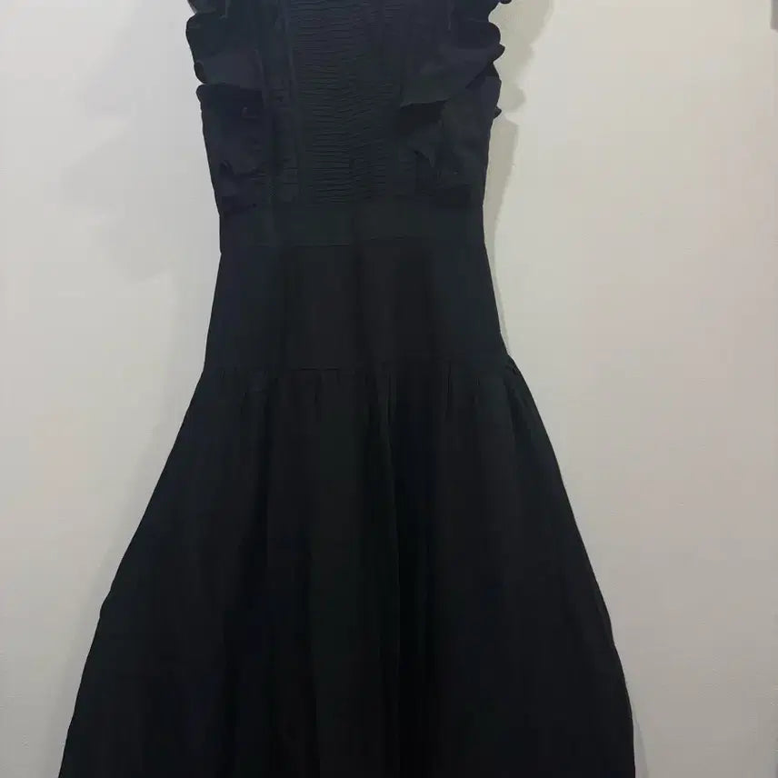 [SOLD OUT] 산드로 블랙 롱 원피스 프릴 장식